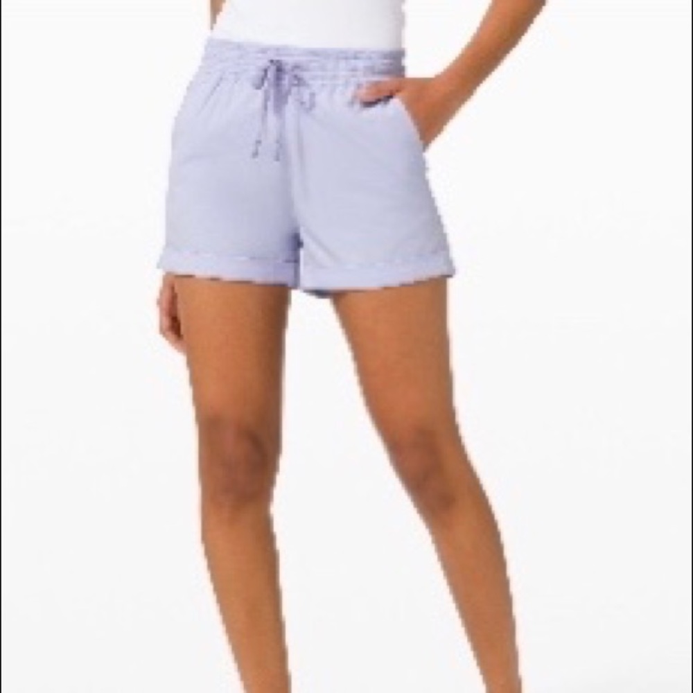 Lululemon Spring Breakaway Short 3”